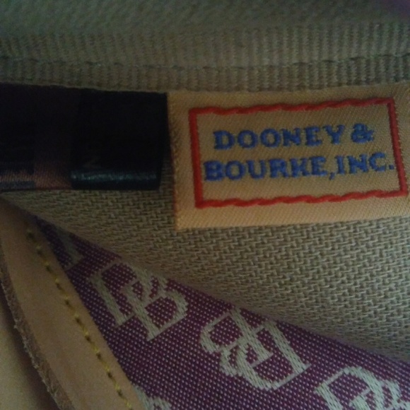 Dooney & Bourke Pink Signature Handbag - Picture 6 of 8